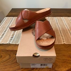 New in Box Kork-Ease Sandals